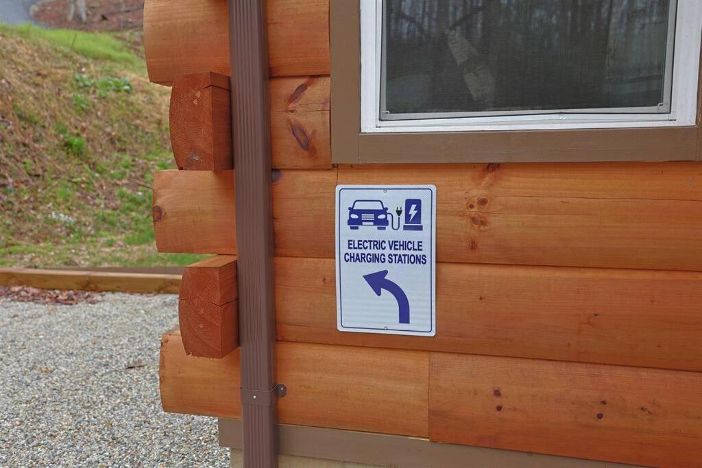 Rustic Modern Cabin With Hot Tub Near Rafting And Great Smokey Mountains Bryson City Luaran gambar